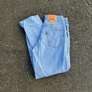 Vintage levis 550 light jeans Made in Canada 32 30